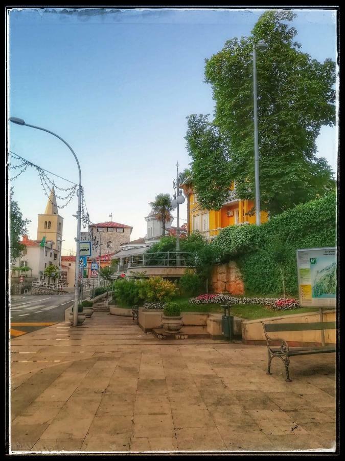 Apartman Ana Lovran Εξωτερικό φωτογραφία