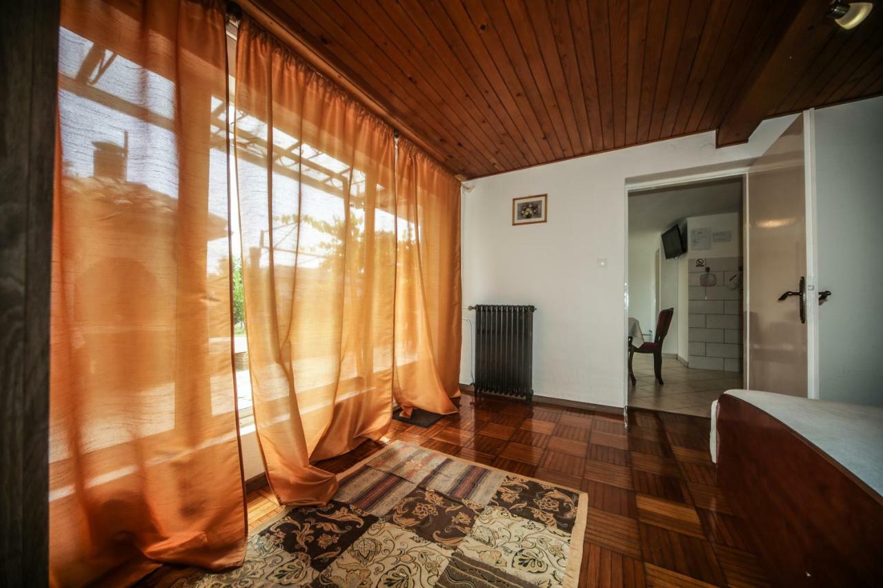 Apartman Ana Lovran Εξωτερικό φωτογραφία