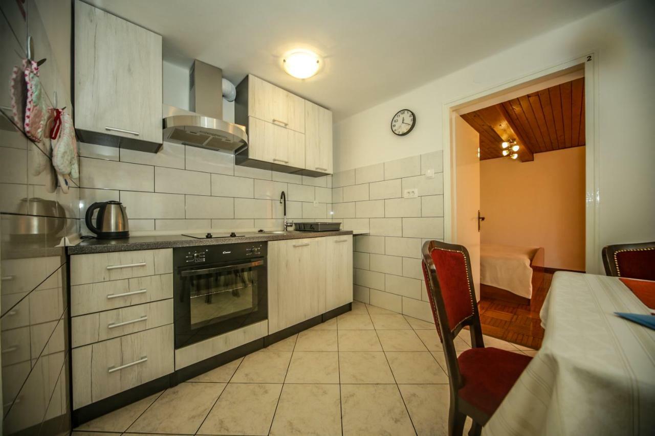 Apartman Ana Lovran Εξωτερικό φωτογραφία